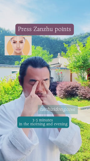 Here are some exercises you can try: The 20-20-20 rule. When you're focused on a task, pause every 20 minutes to focus on something that's 20 feet away for 20 seconds. Blink break. You blink less when you're focused on a TV or computer screen. ... Palms for relaxation. ... Figure eight. ... Roll your eyes. ... Near and far. Try Livingwell Lutein 5% Powder and experience its benefits. 